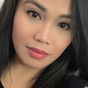 Meet your Posher, Lenilyn